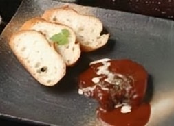 じっくり煮込んだ豚タンシチュー